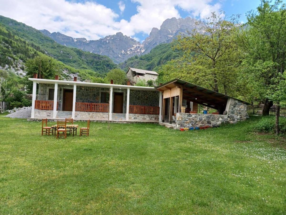 Buni Shqipes Villa Theth Luaran gambar